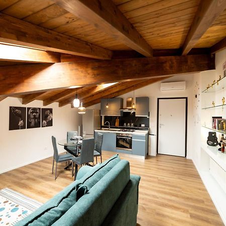 Apartament Abitare Il Tempo-Elegante E Moderno-Ad 1 Bus Da Roma Velletri Zewnętrze zdjęcie