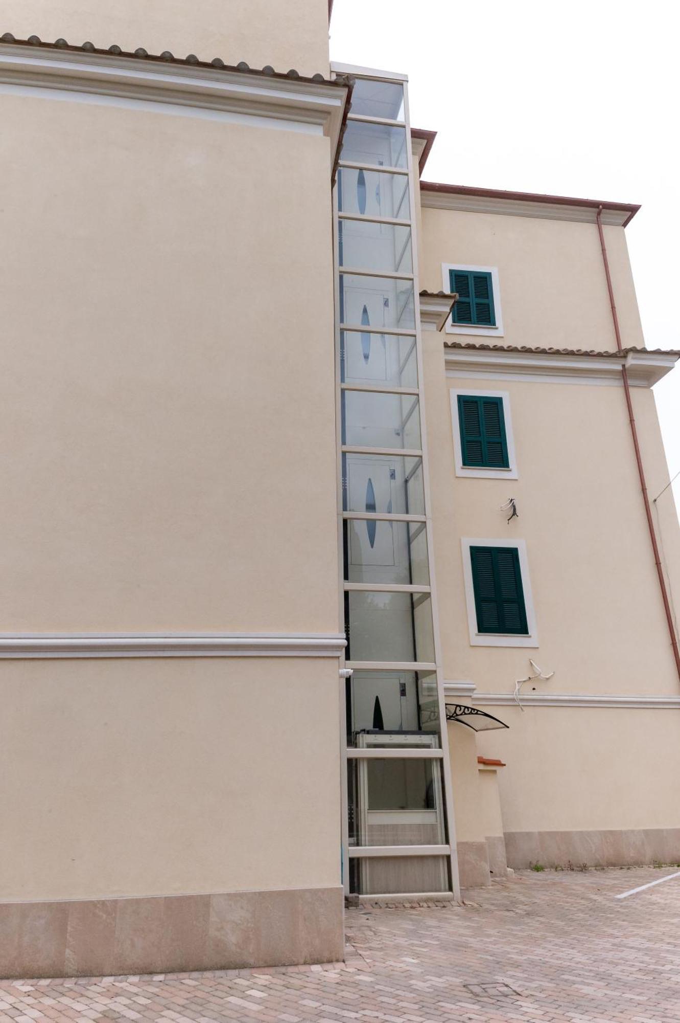 Apartament Abitare Il Tempo-Elegante E Moderno-Ad 1 Bus Da Roma Velletri Zewnętrze zdjęcie